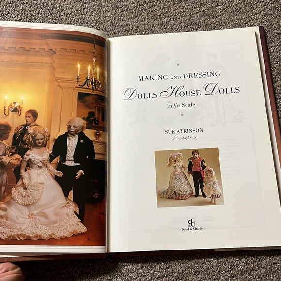 Making & Dressing Dolls’ House Dolls in 1/12 Scale Hardcover BOOK 1992 NOS - Picture 6 of 16